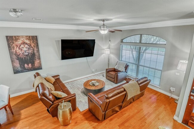 9113 Creekstone Lake Dr