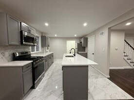 255 Kawameeh Dr in Union, NJ - Building Photo