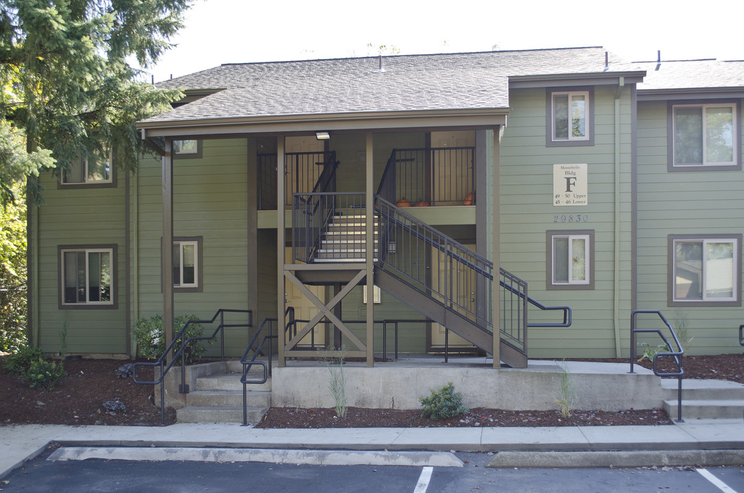 Montebello Apartments in Wilsonville, OR - Building Photo