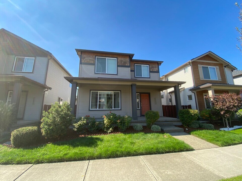 4253 Q St NE in Auburn, WA - Building Photo