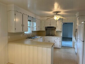 940 Gabriel Rd in Cayce, SC - Building Photo - Building Photo