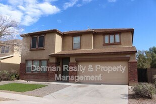 6815 S 41st Ln in Phoenix, AZ - Building Photo