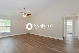 304 Sir Lawrence Dr in Sanford, FL - Building Photo - Building Photo