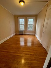 281 poplar St in Waterbury, CT - Foto de edificio - Building Photo