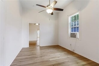 1102 Hendee St in New Orleans, LA - Building Photo - Building Photo
