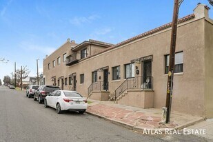 1533 W 34th Ave in Denver, CO - Building Photo