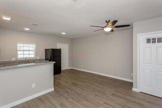 203 N Milby St-Unit -3 in Houston, TX - Building Photo - Building Photo