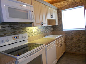 5061 Lakefront Blvd in Delray Beach, FL - Building Photo - Building Photo
