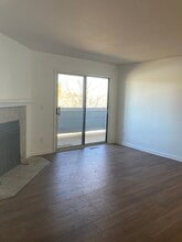 4676 White Rock Cir, Unit 11 in Boulder, CO - Building Photo - Building Photo