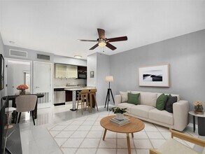 1503 NE 4th Ct, Unit 3 in Fort Lauderdale, FL - Building Photo - Building Photo