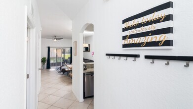 106 Miramar Ave in Davenport, FL - Building Photo - Building Photo