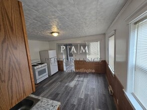 1208 59th St in Kenosha, WI - Building Photo - Building Photo