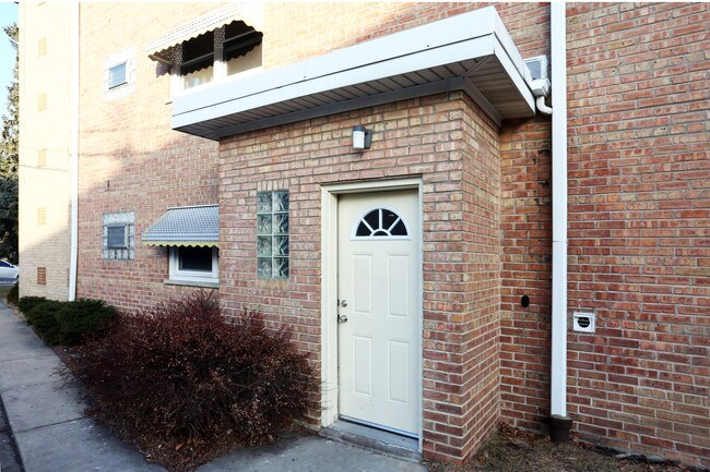 4837 Conrad St in Skokie, IL - Building Photo - Building Photo