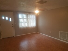 3338 Seffner Dr in Holiday, FL - Foto de edificio - Building Photo