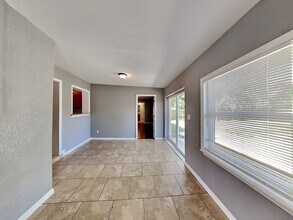 1613 Warren Ave in Lakeland, FL - Building Photo - Building Photo