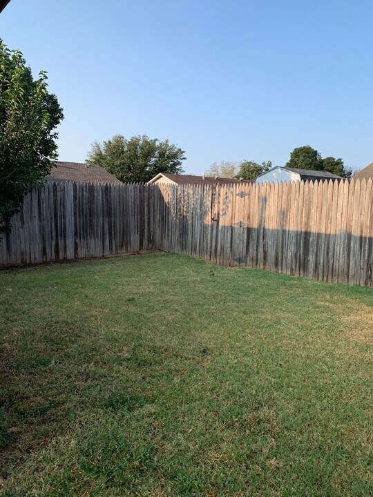 507 N Dover Ave in Lubbock, TX - Building Photo