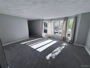 306 Randwood Dr in Buffalo, NY - Building Photo - Building Photo