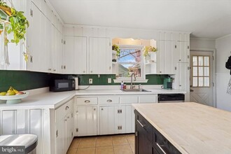 134-137 E 7 Stars Rd in Phoenixville, PA - Building Photo - Building Photo