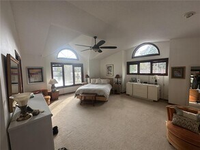 17500 County Rd 101 in Wayzata, MN - Building Photo - Building Photo