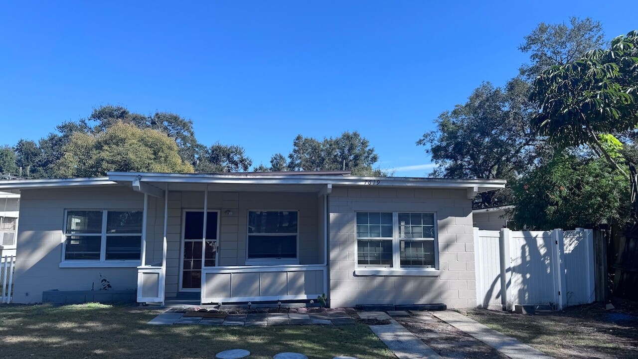 7619 Simms Ave in Orlando, FL - Building Photo