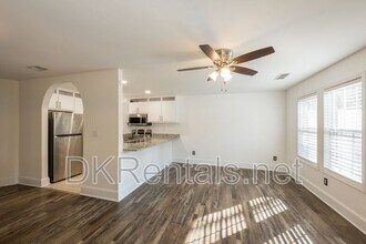 215 Morris Ln in Woodstock, GA - Building Photo - Building Photo