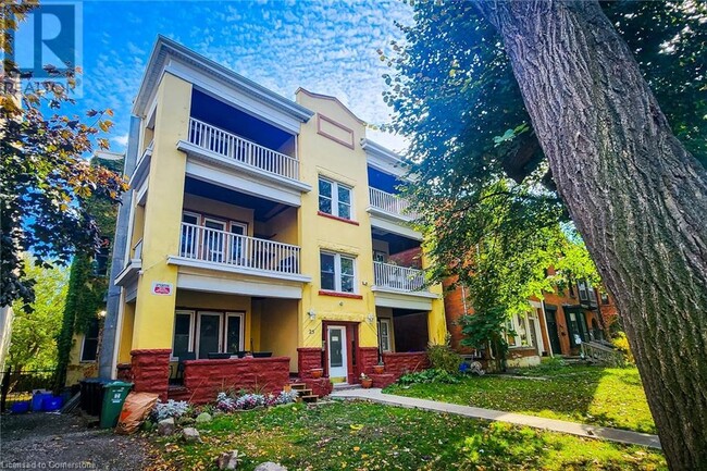 property at 25 West Avenue S