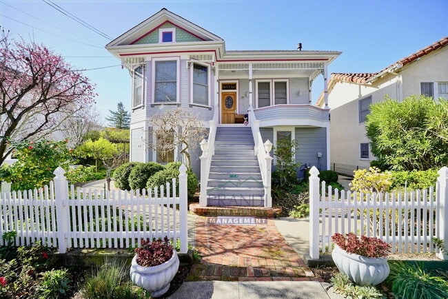 property at 521-523 C St