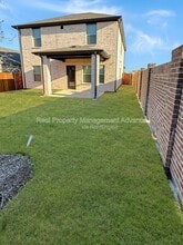 614 Clover Crk Dr in McKinney, TX - Building Photo - Building Photo