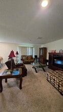 519 Hummingbird Ct in Poinciana, FL - Building Photo - Building Photo