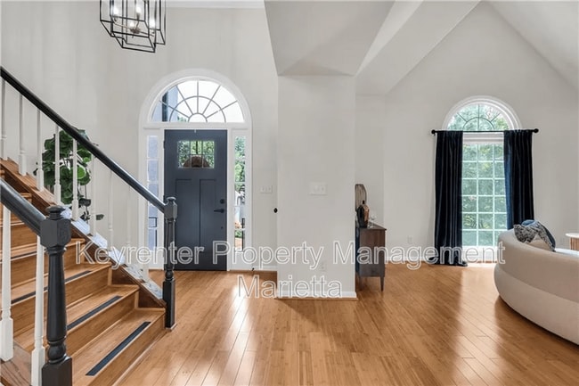 991 Gentry Ln in Marietta, GA - Building Photo - Building Photo