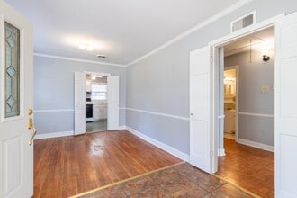 742 Ivy Rd in Memphis, TN - Building Photo - Building Photo