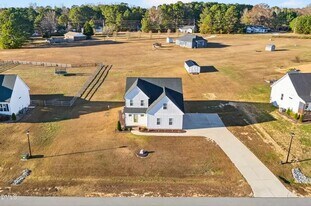 90 Eagle Chase Dr in Youngsville, NC - Building Photo