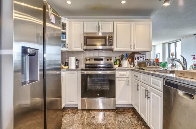 415 Newark St. in Hoboken, NJ - Building Photo - Building Photo