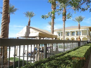 2455 W Serene Ave in Las Vegas, NV - Building Photo - Building Photo