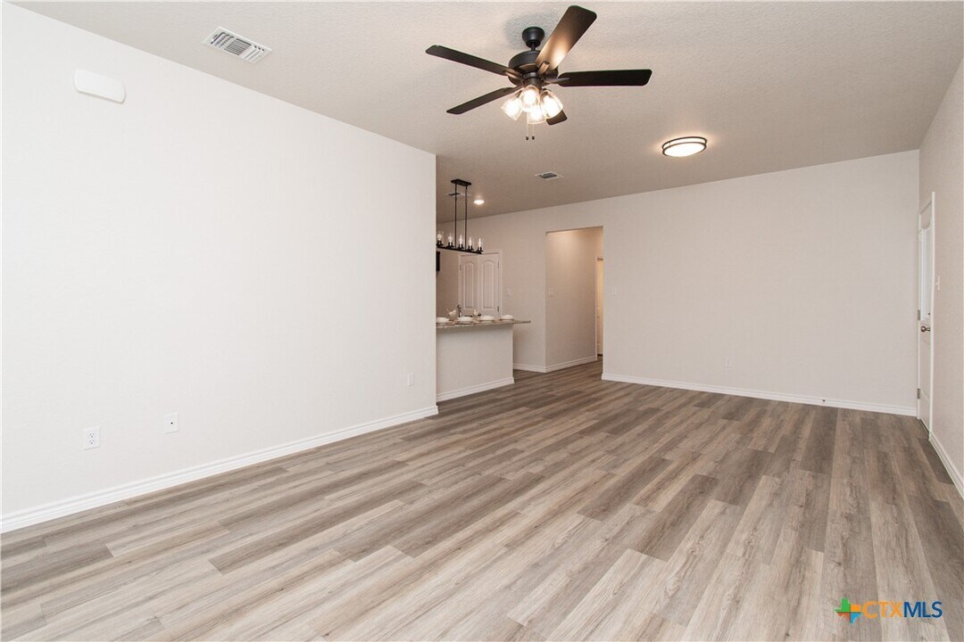 121 Leon St in Copperas Cove, TX - Building Photo