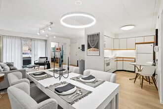 Park Place One Apartments in Philadelphia, PA - Foto de edificio - Building Photo