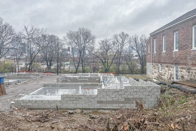 1217 Ireland St in Nashville, TN - Building Photo - Building Photo