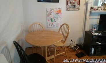 530 Cambridge St, Unit 2 in Boston, MA - Building Photo - Building Photo