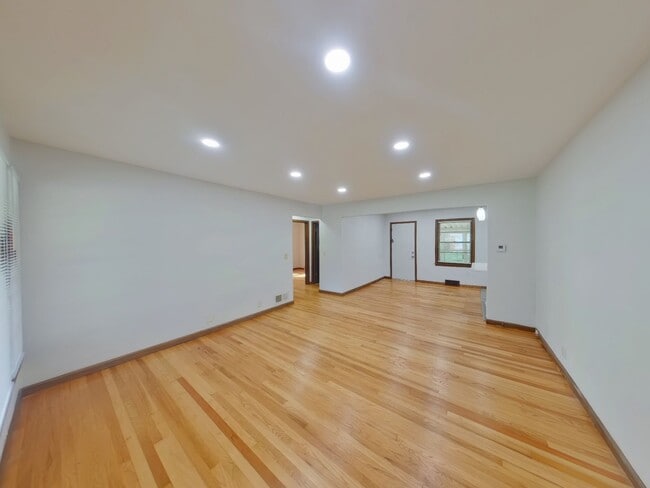 1715 S Fabrique Dr in Wichita, KS - Building Photo - Building Photo