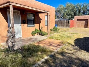 3531 Ross Ave SE in Albuquerque, NM - Building Photo - Building Photo