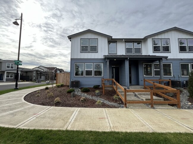 property at 6598 SE Nasha St