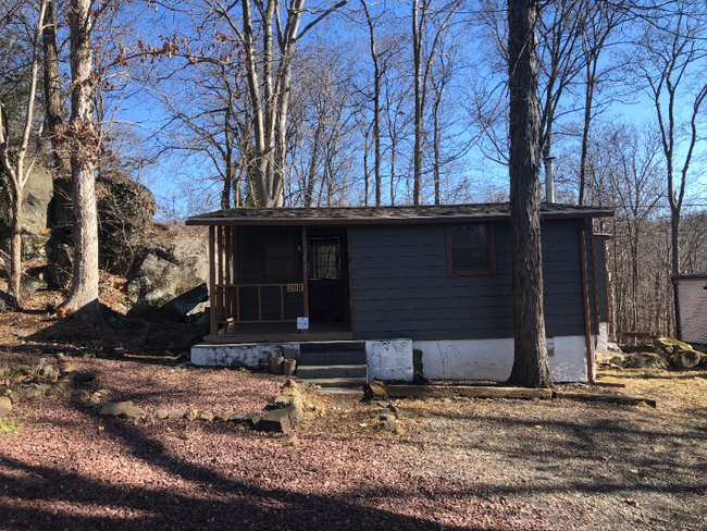 property at 2862 Swamp Creek Rd