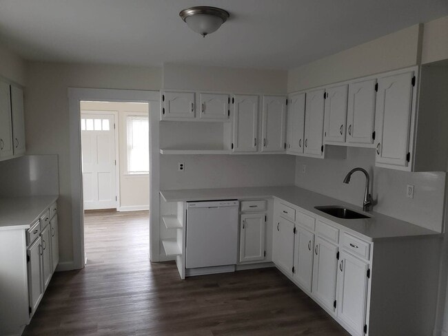 property at 10 Highland Rd