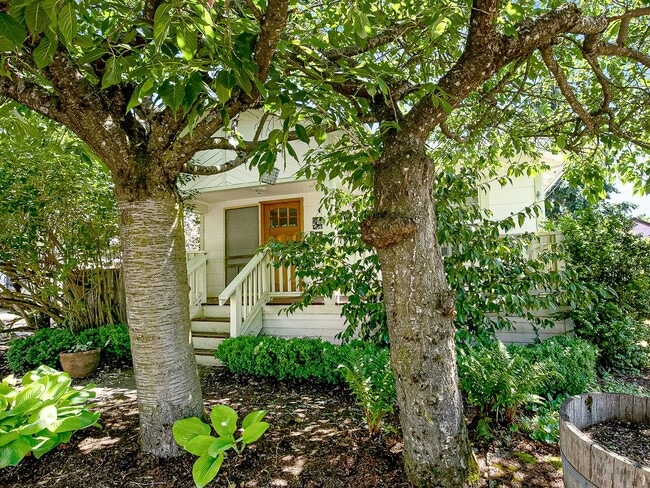 property at 6028 SE 88th Ave