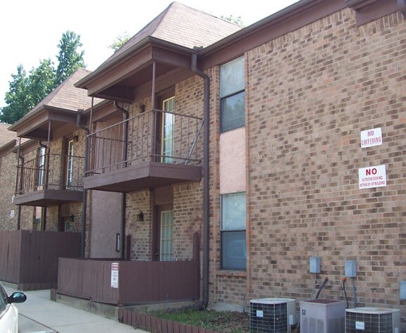 West Oak Village in Sulphur Springs, TX - Foto de edificio - Building Photo