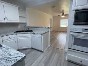 465 Laurina St in Jacksonville, FL - Building Photo - Building Photo