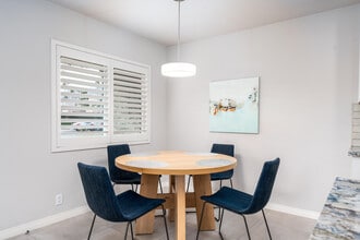 1111 Ramon Rd in Palm Springs, CA - Building Photo - Building Photo