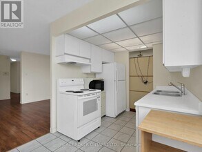 3 Lisa St. in Brampton, ON - Building Photo - Building Photo