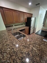 8159 Pacific Beach Dr in Ft. Myers, FL - Building Photo - Building Photo