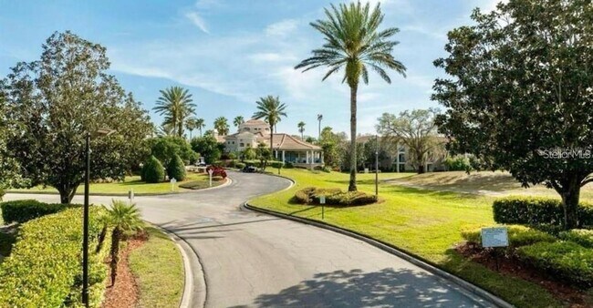 7280 Westpointe Blvd, Unit 826 in Orlando, FL - Building Photo - Building Photo